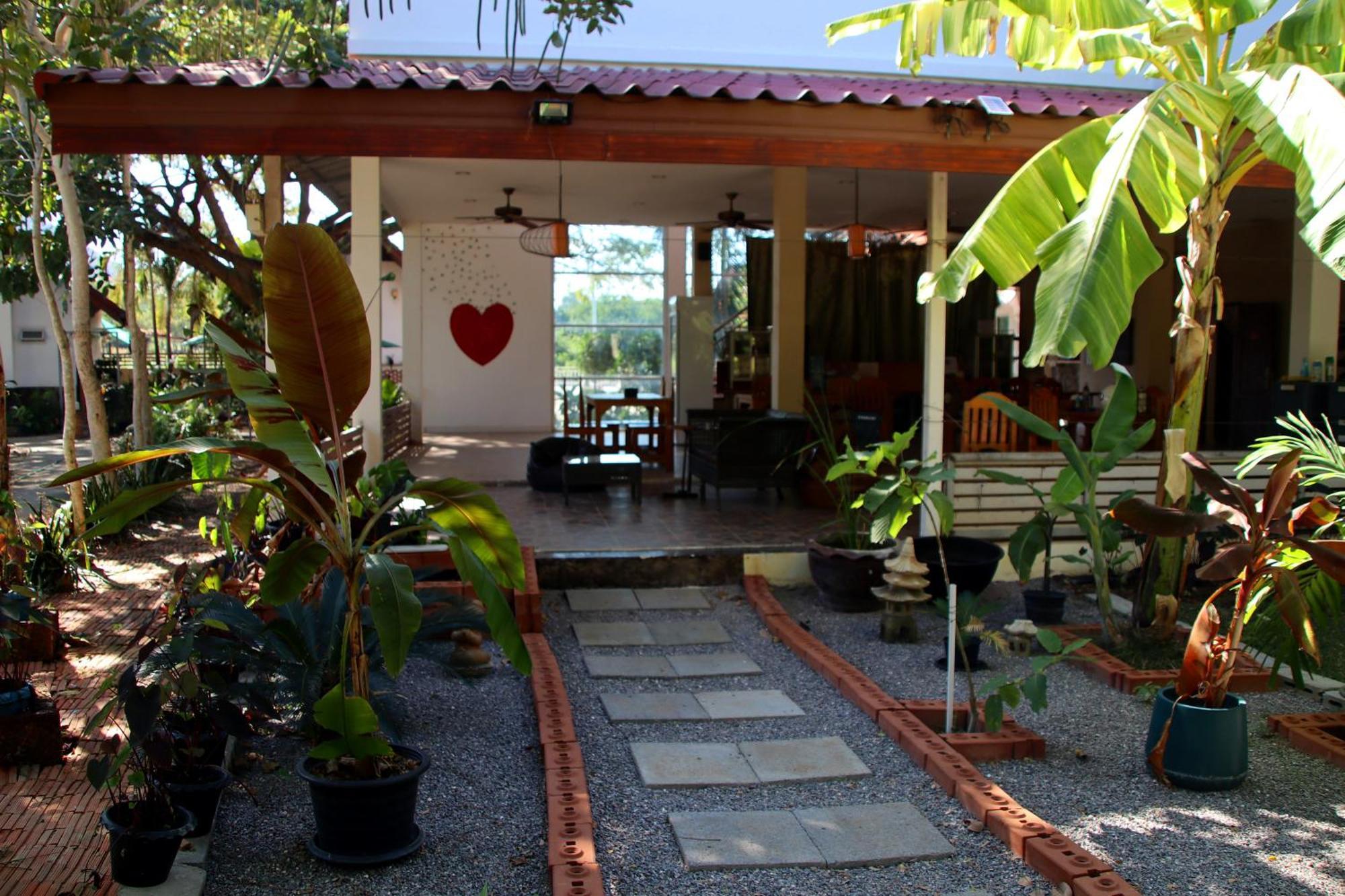 The Hillside Pranburi Resort Bagian luar foto