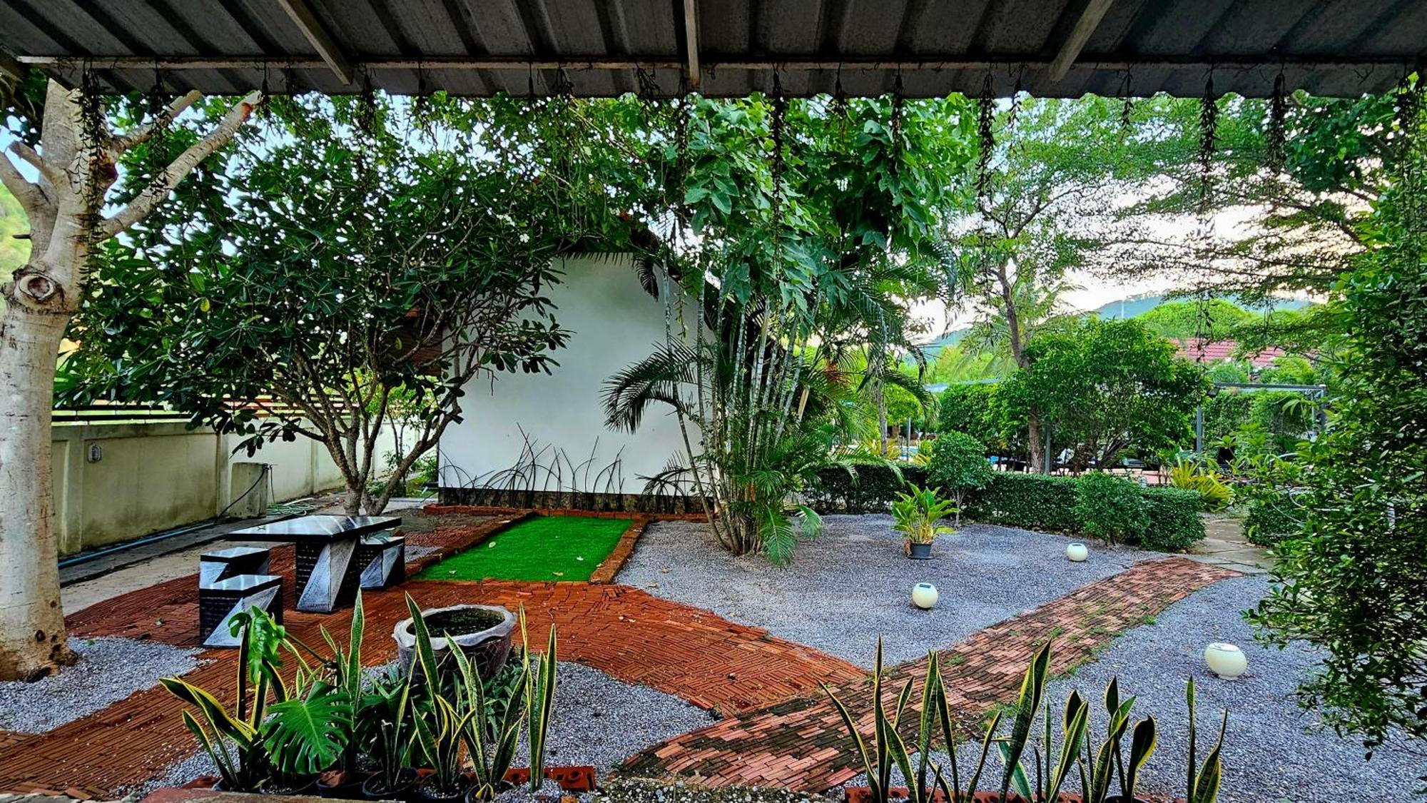 The Hillside Pranburi Resort Bagian luar foto